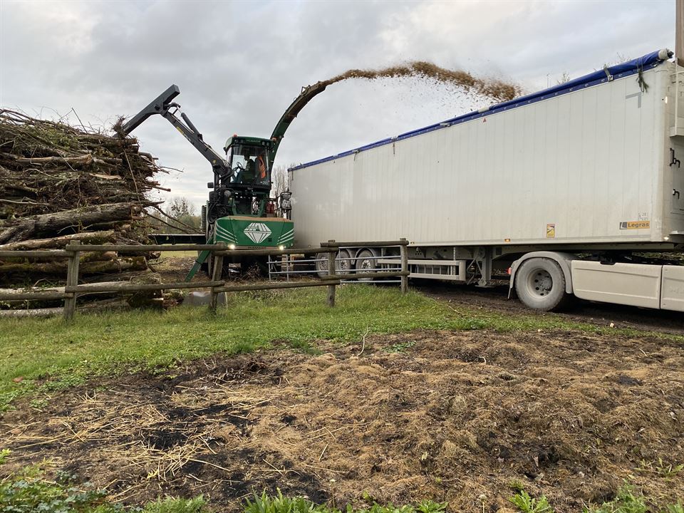 broyage de bois à Auxonne